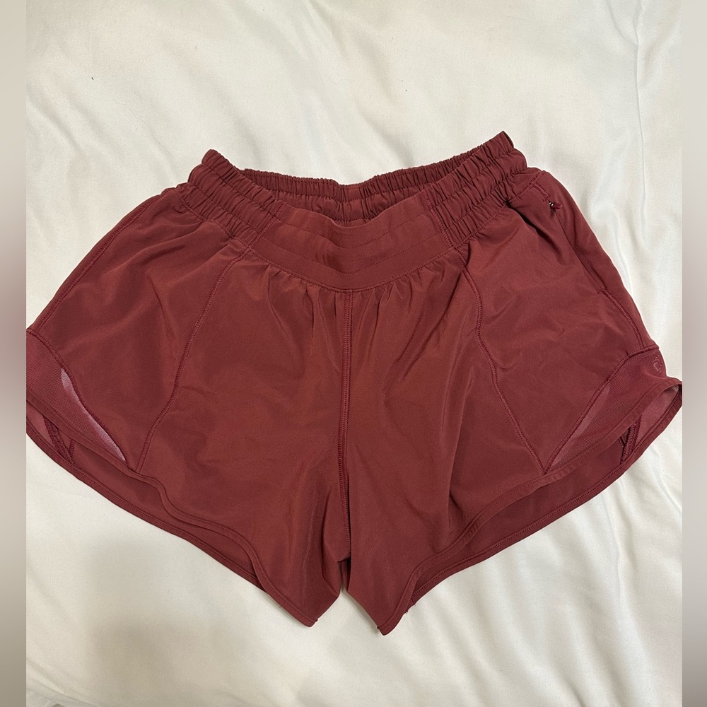 Size 6 lululemon shorts short